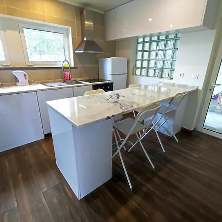 Apartmán Cascais, Family Retreat In A 2-bedroom *